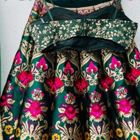 Green Indian lehenga choli garba dress navratri lehenga choli - Picture 3 of 8